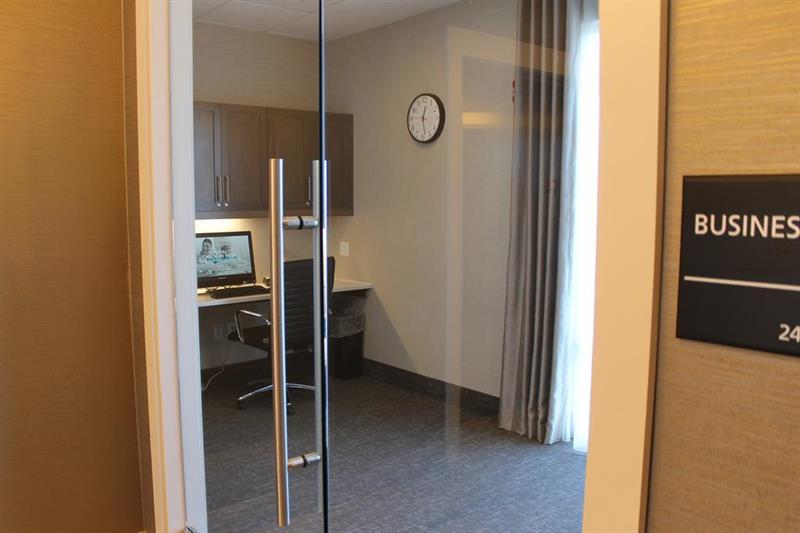 Фото Hampton Inn Oxford