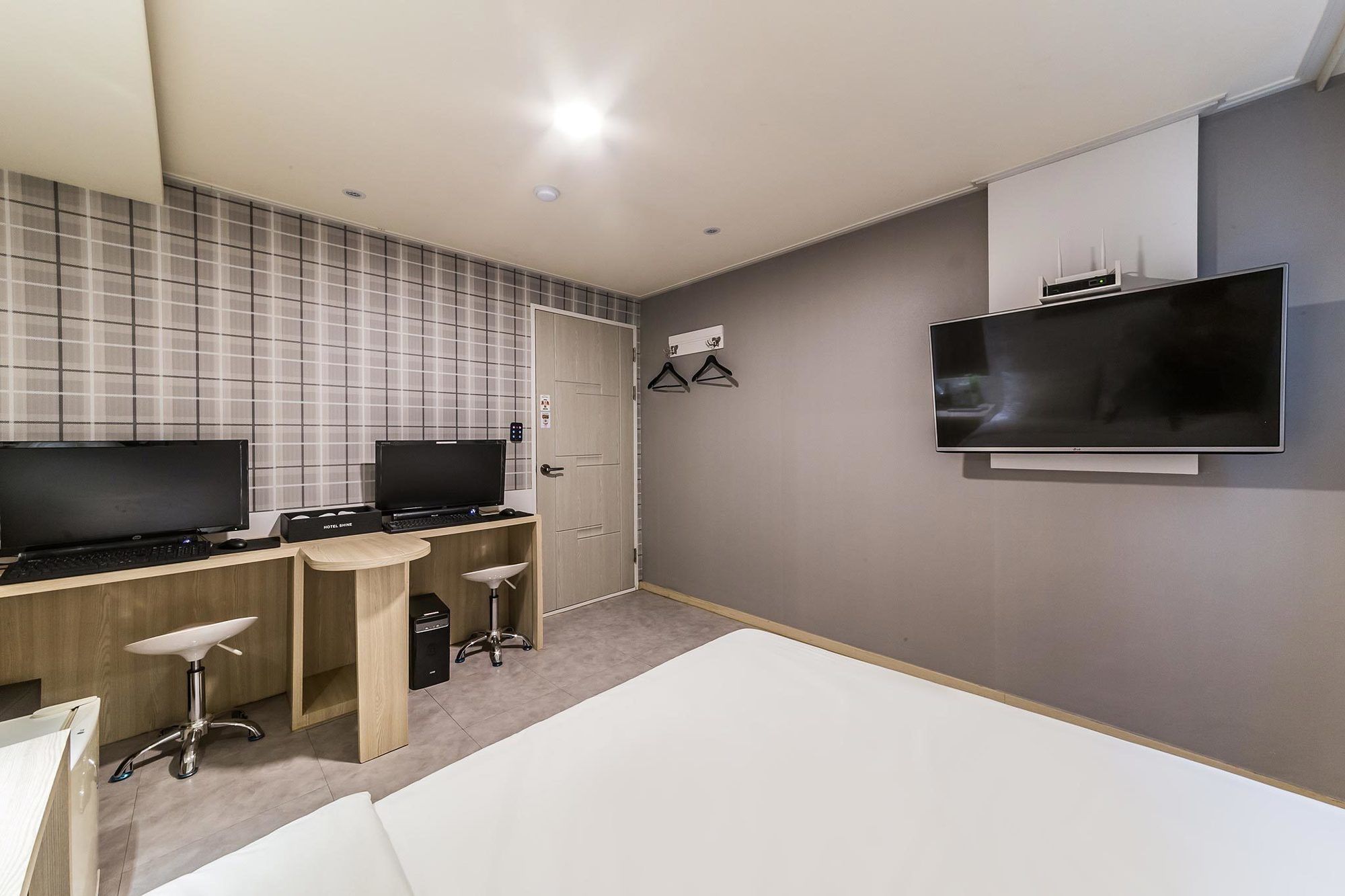 Фото Shine Hotel