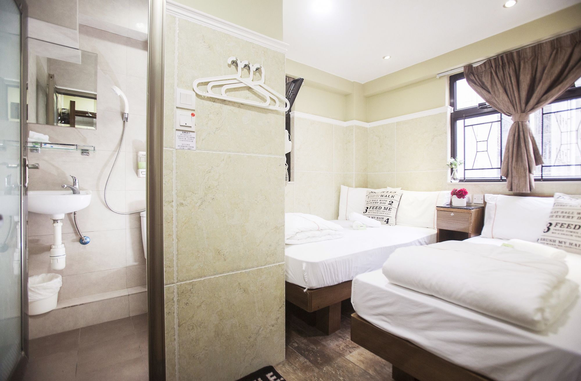 Фото Happy Peach Guest House