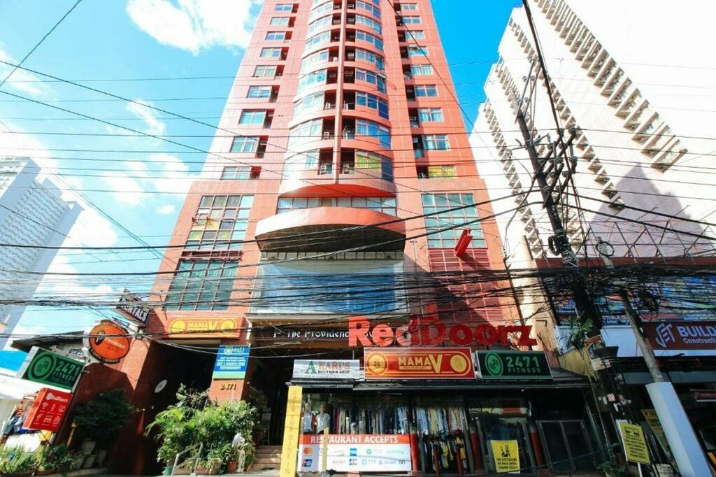 Hotel RedDoorz @ The Providence Tower - Vaccinated Staff, Manila, photo