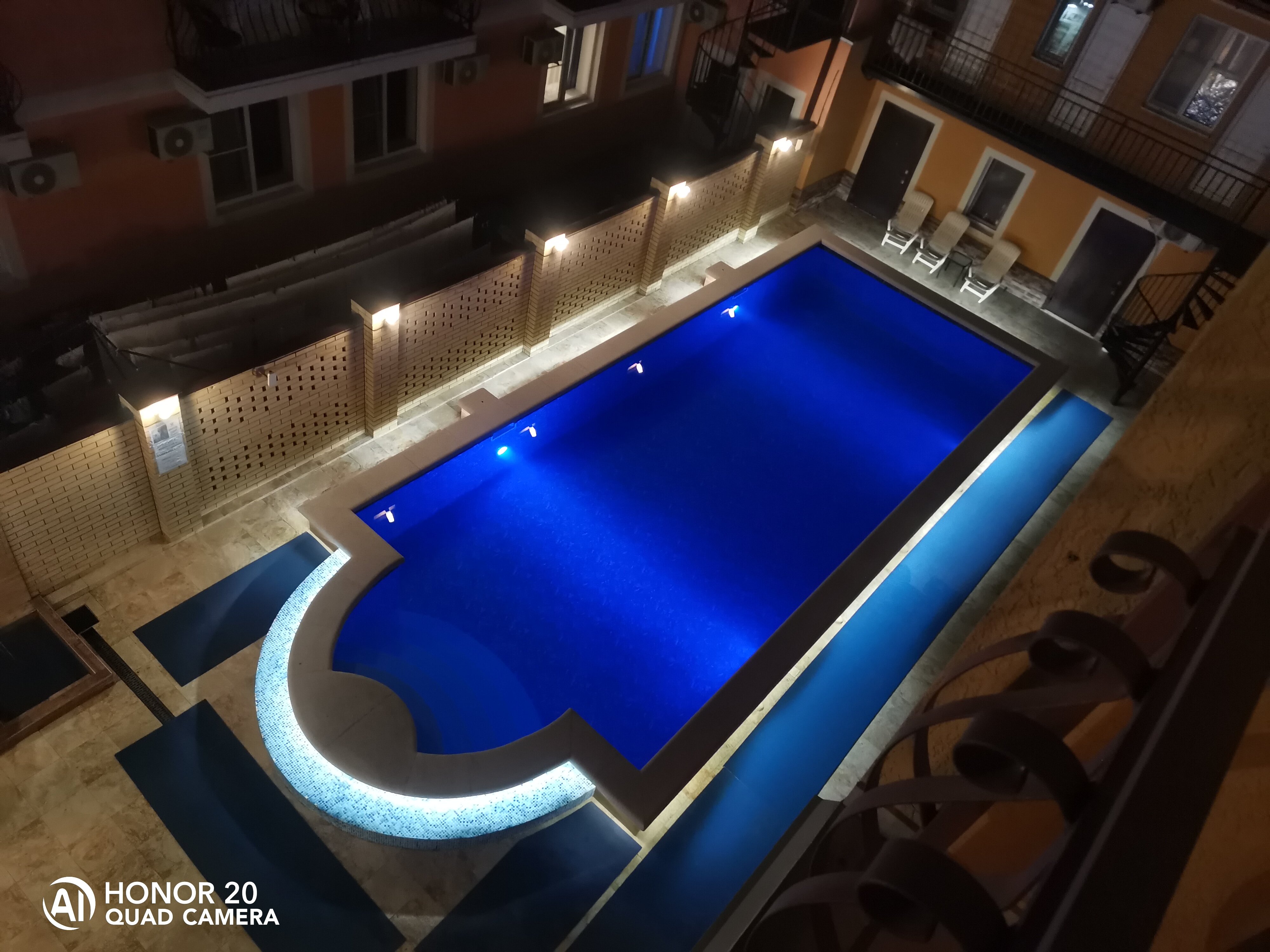 Фото Бристон