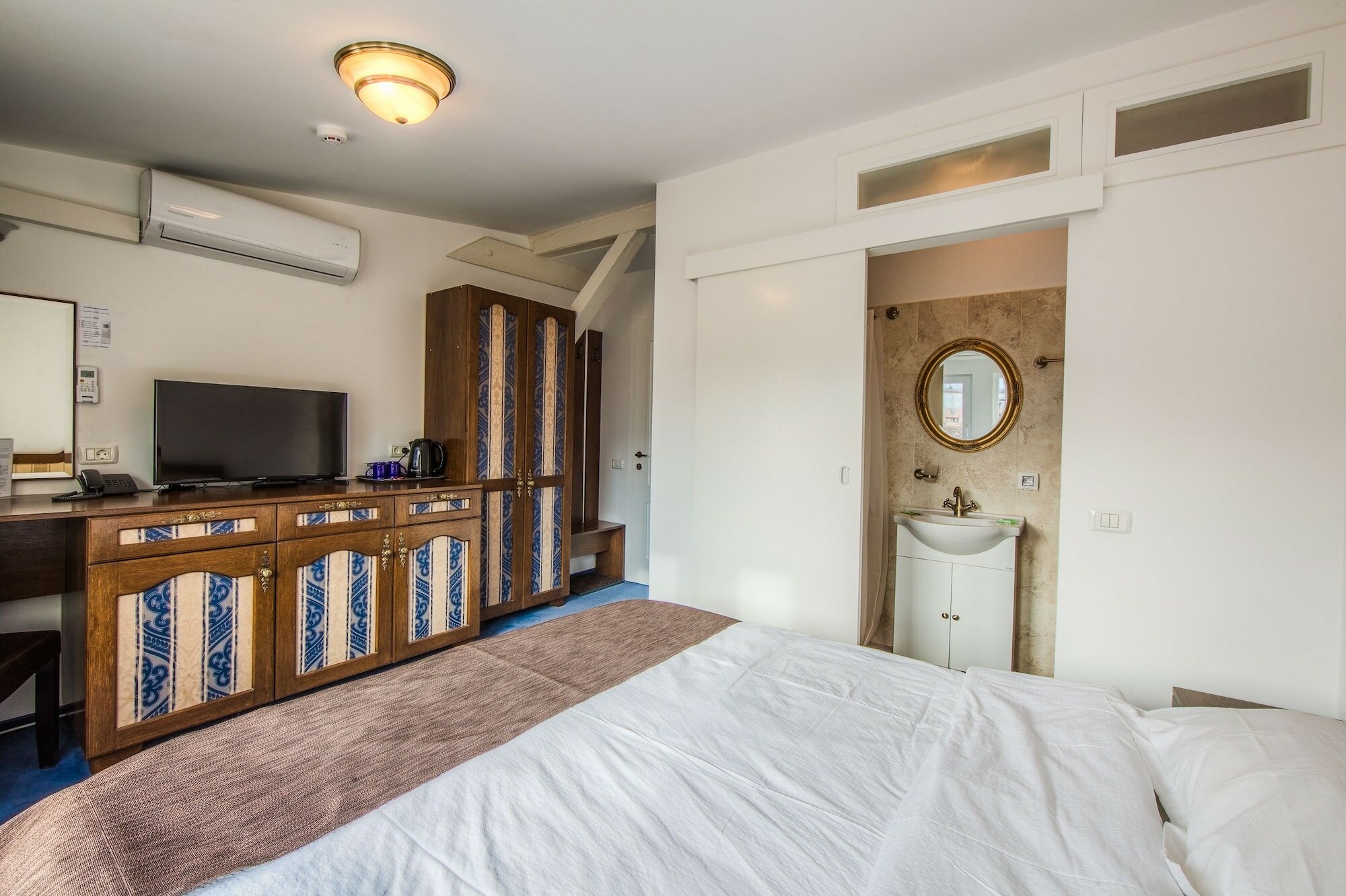 Фото Residence Central Annapolis