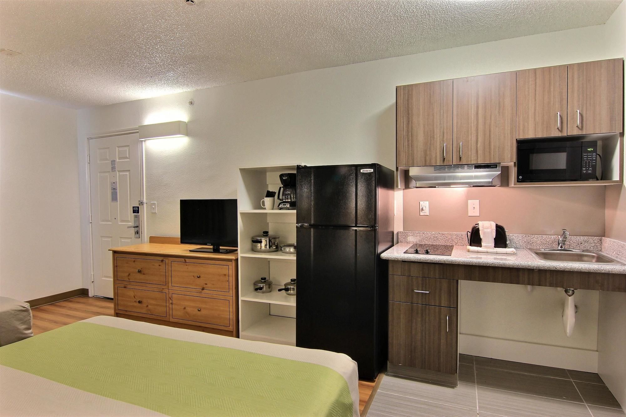 Фото Studio 6 Austin, Tx - Midtown