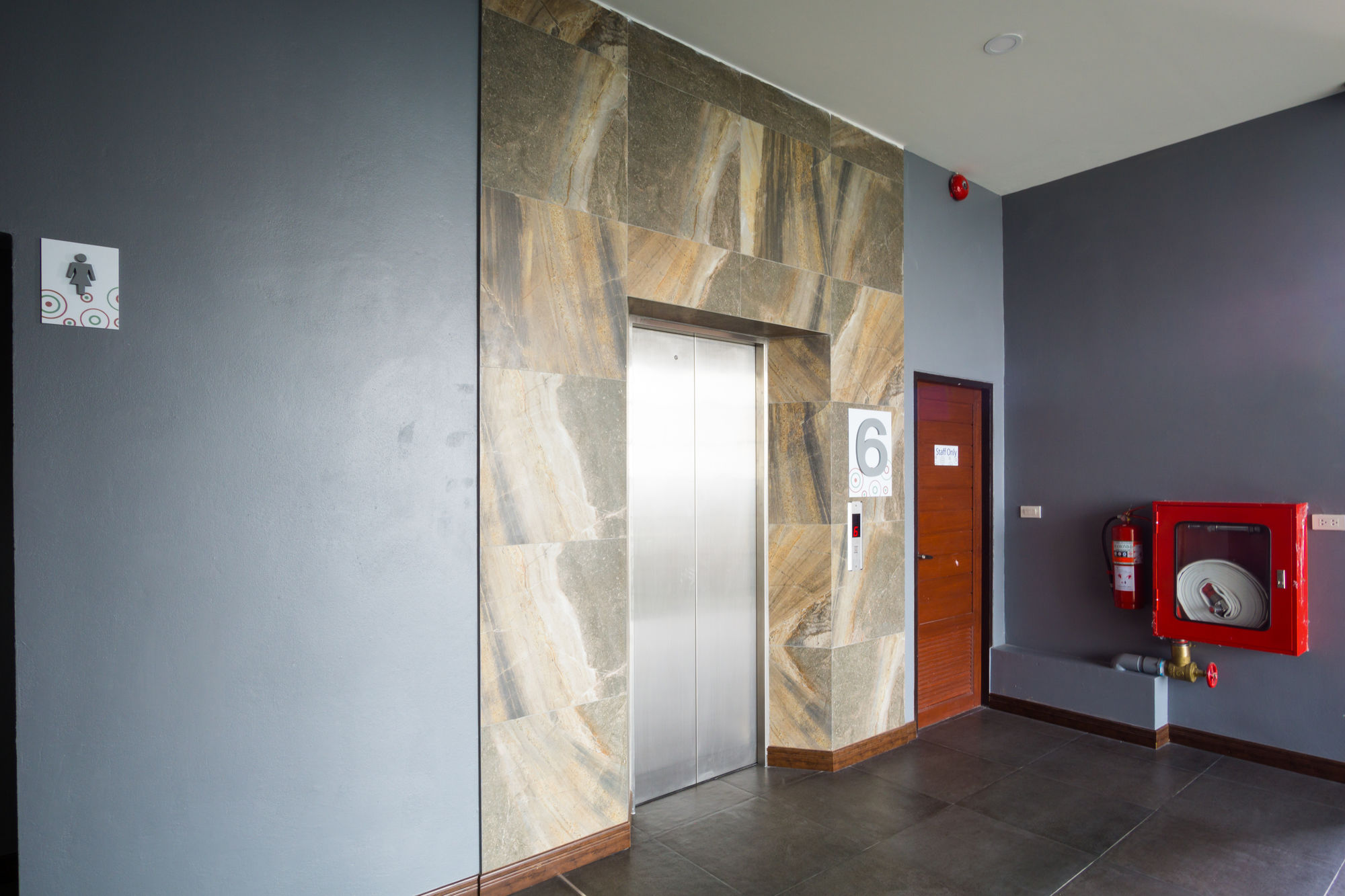 Фото C Cha-am Hotel