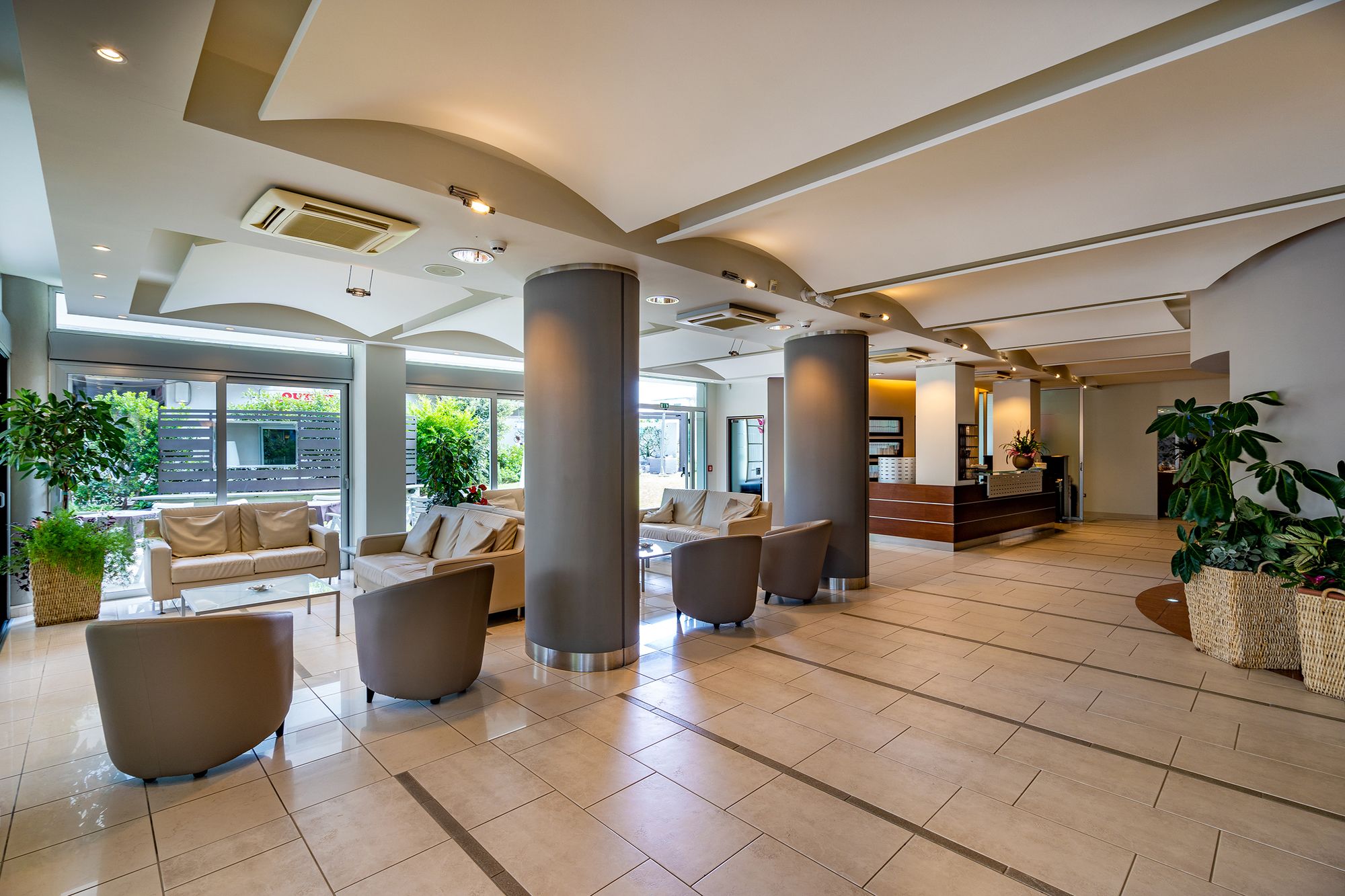 Фото Hotel Ras