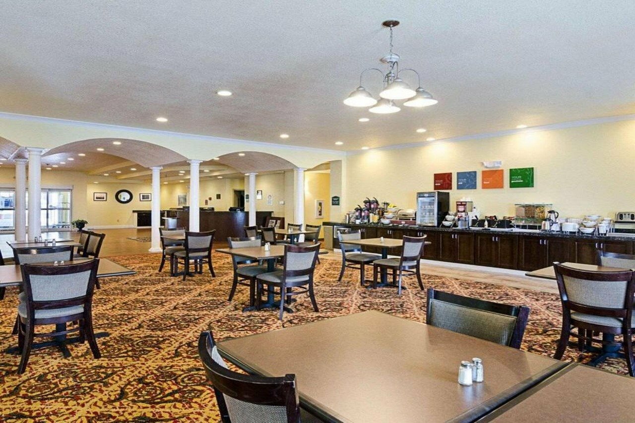 Фото Comfort Inn & Suites Orange - Montpelier