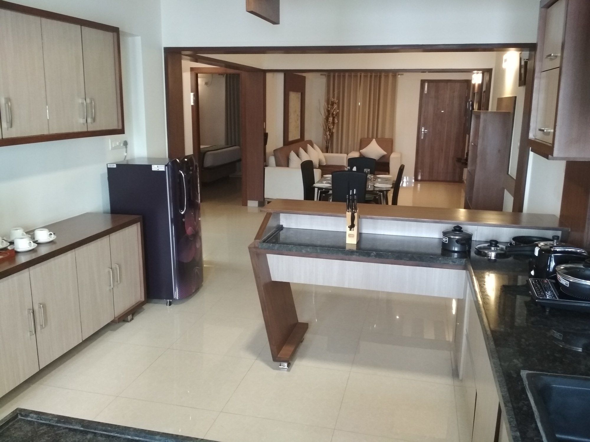 Фото White Castle Corporate Residences