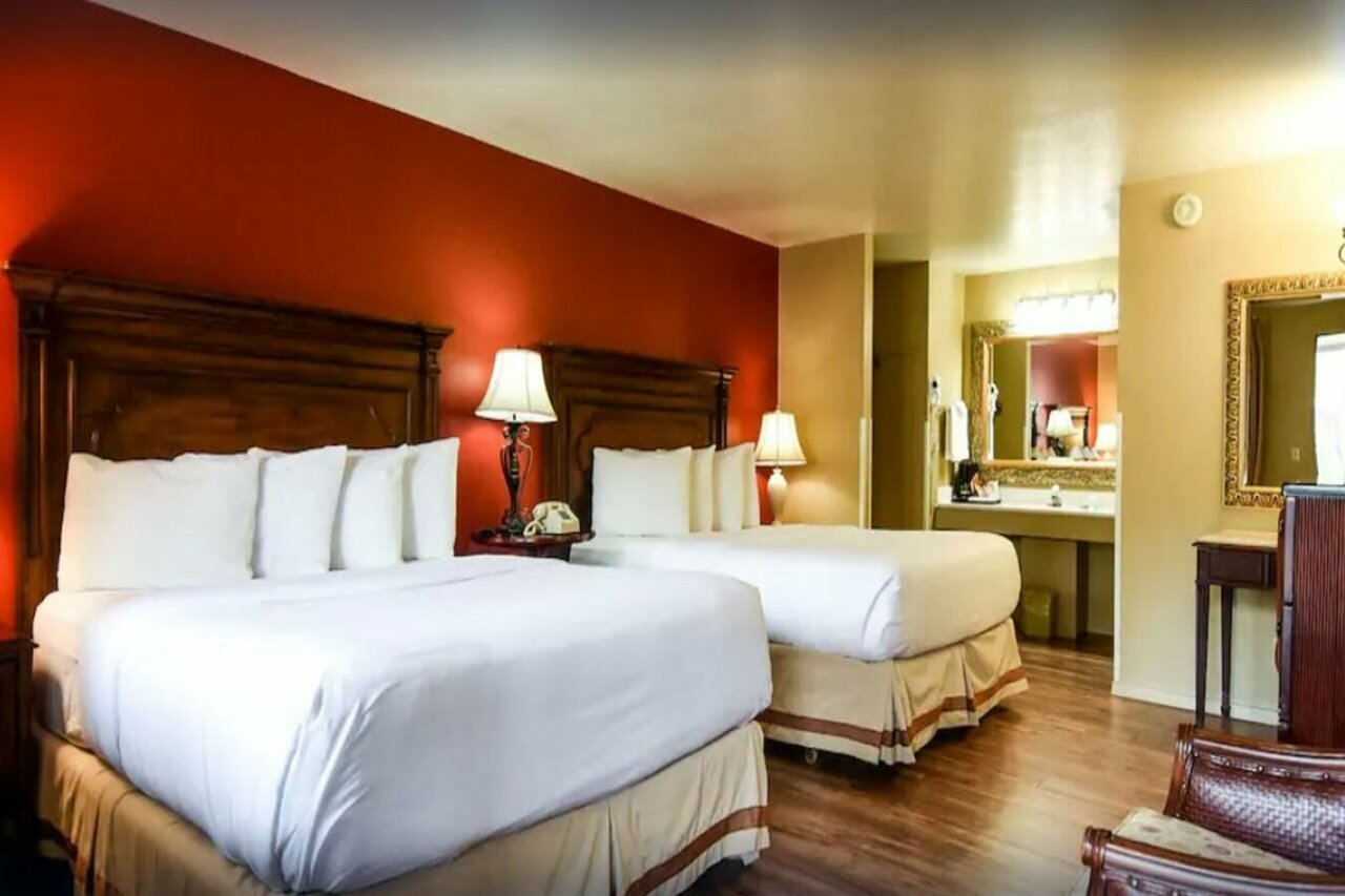 Фото Parry Lodge