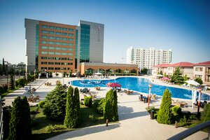 Гостиница Ramada Plaza Gence