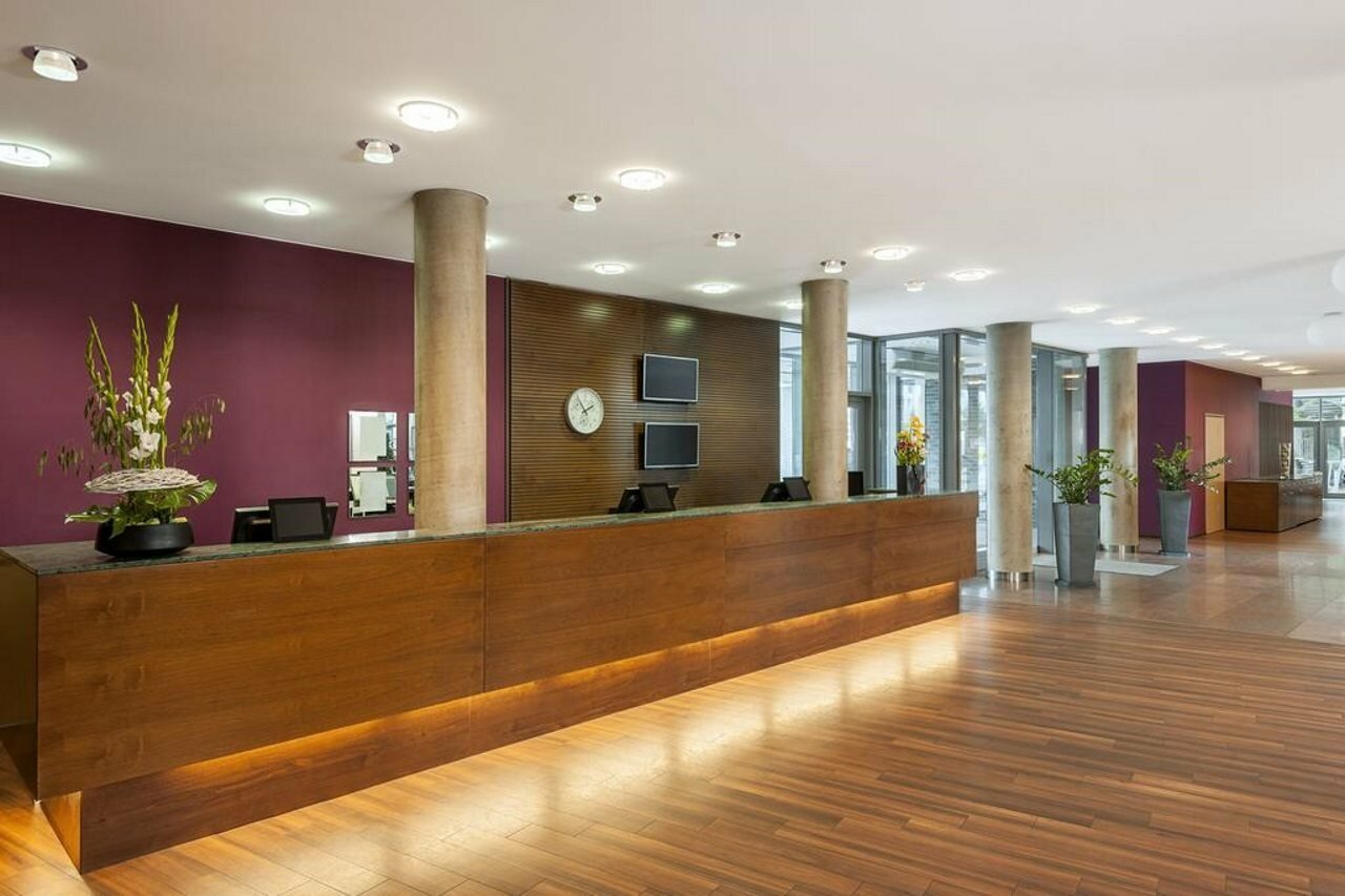 Фото Nh Köln Altstadt