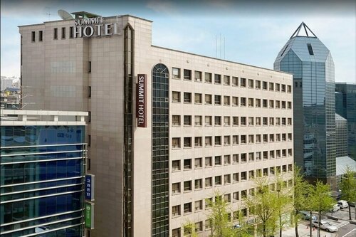 Гостиница The Summit Hotel Seoul Dongdaemun в Сеуле