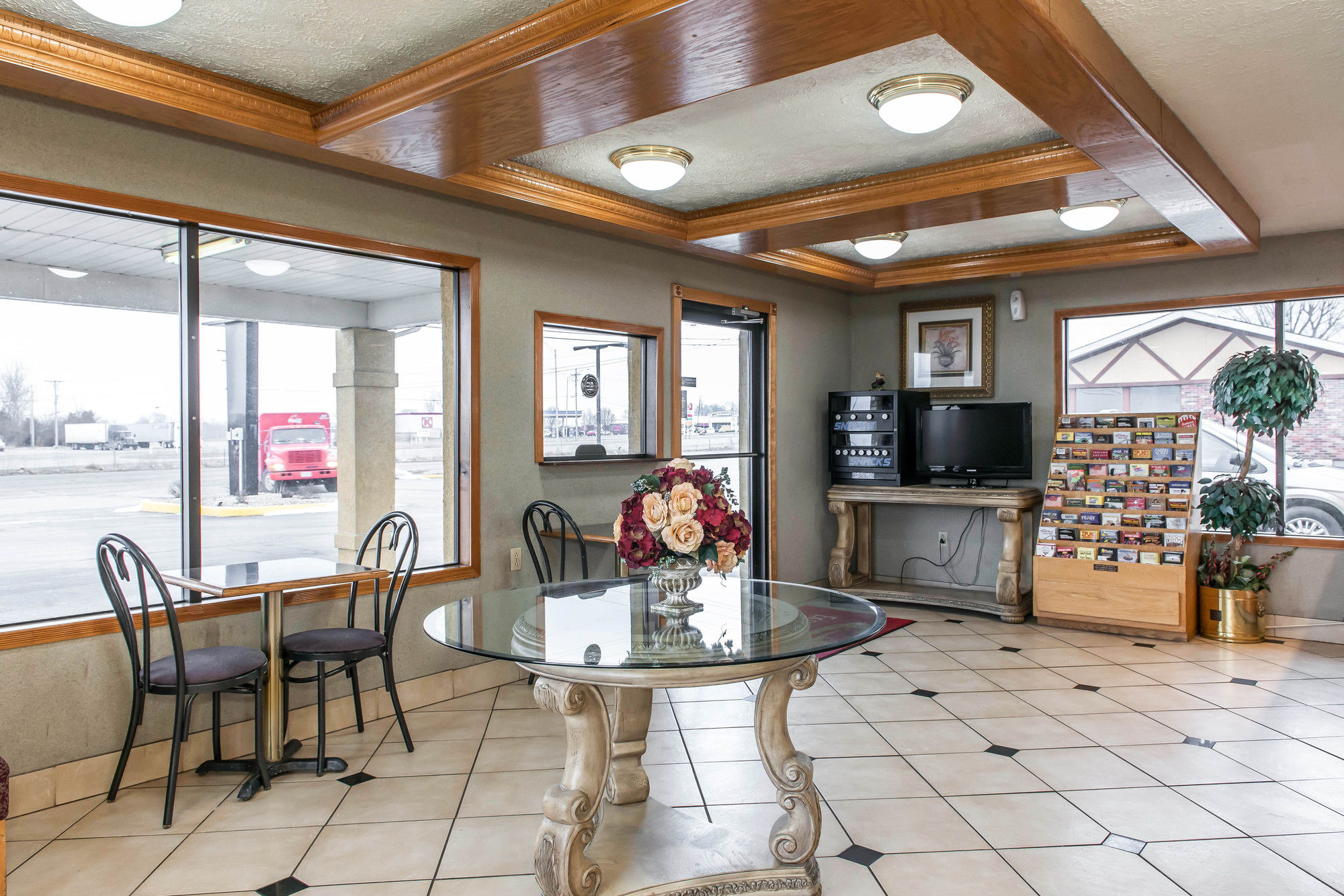 Фото Econo Lodge Seymour