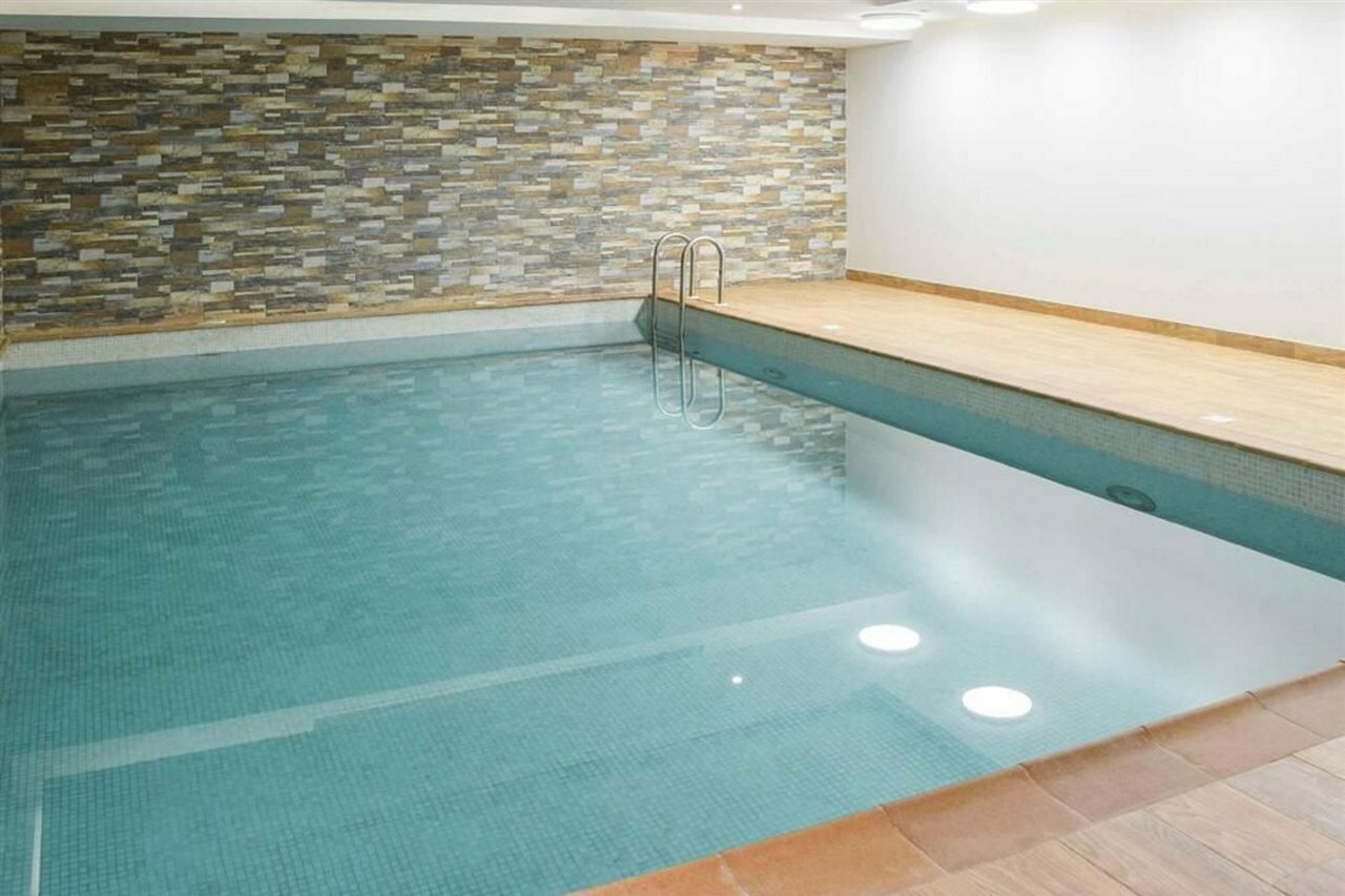 Фото Novotel Suites Riyadh Centre