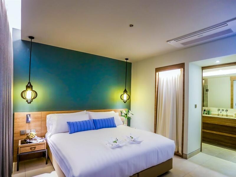 Фото Fusion Suites Phuket Patong