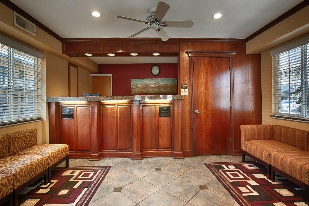 Фото Best Western Town House Lodge