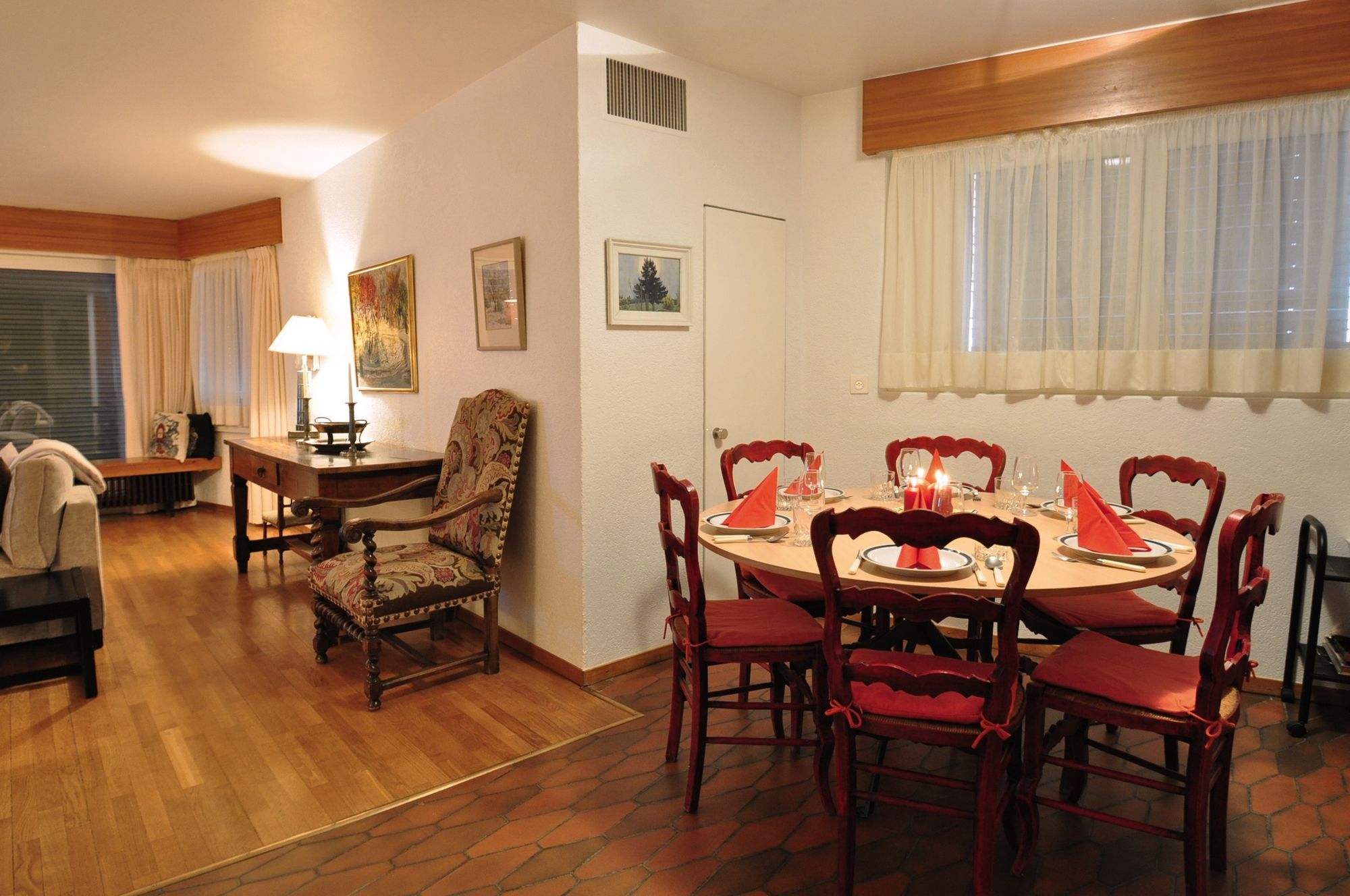 Фото La Villa Emeline - Apartment Emilie