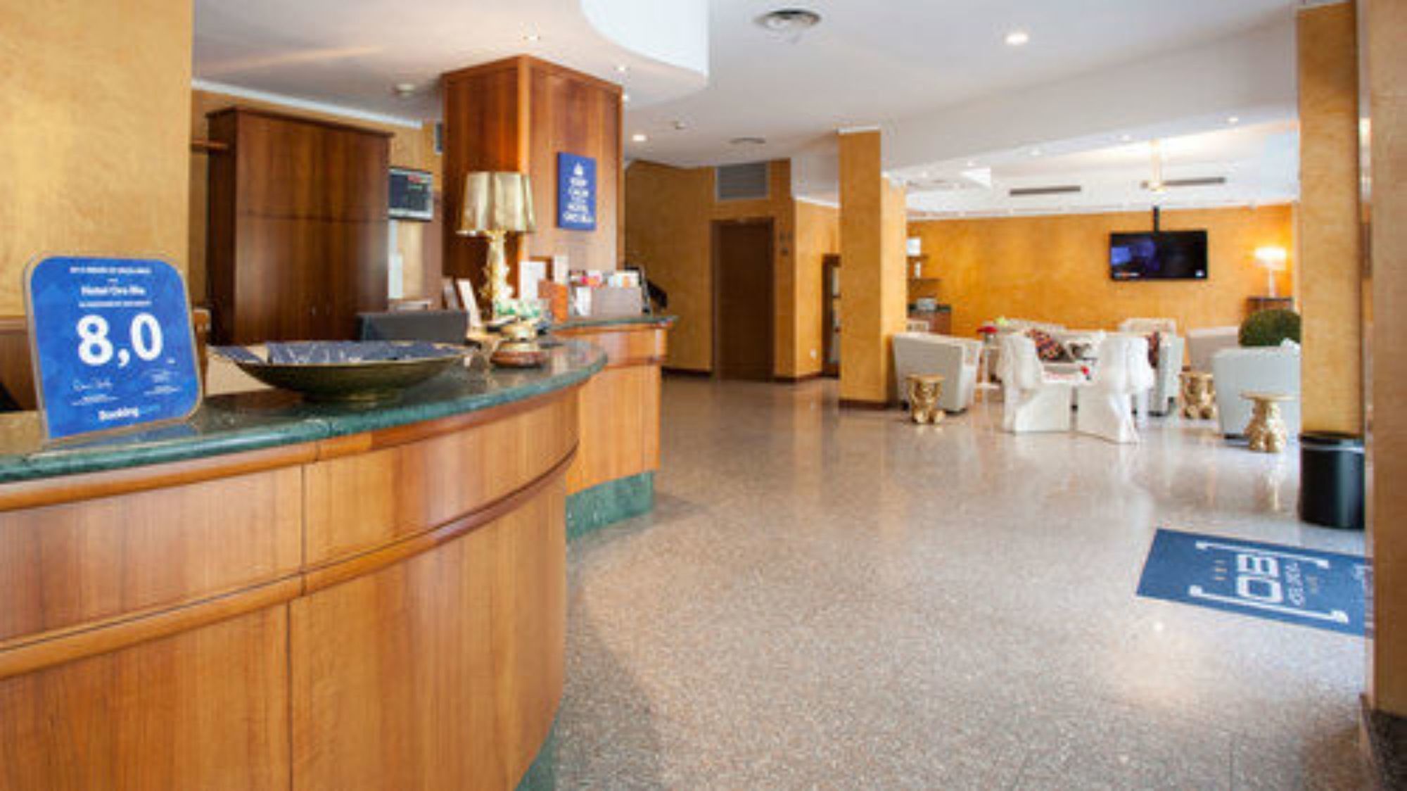 Фото отеля 3