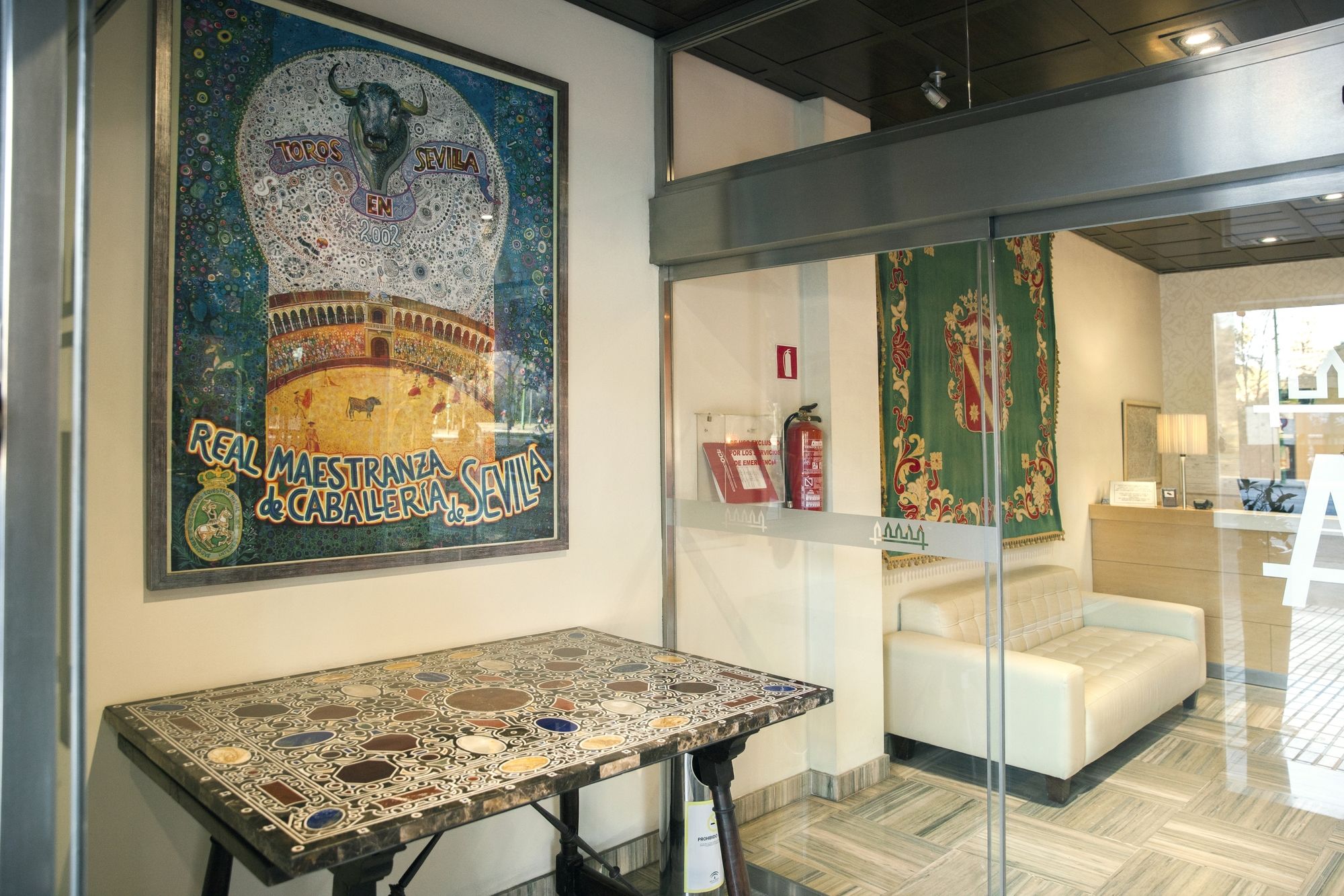 Фото Hotel Alcazar