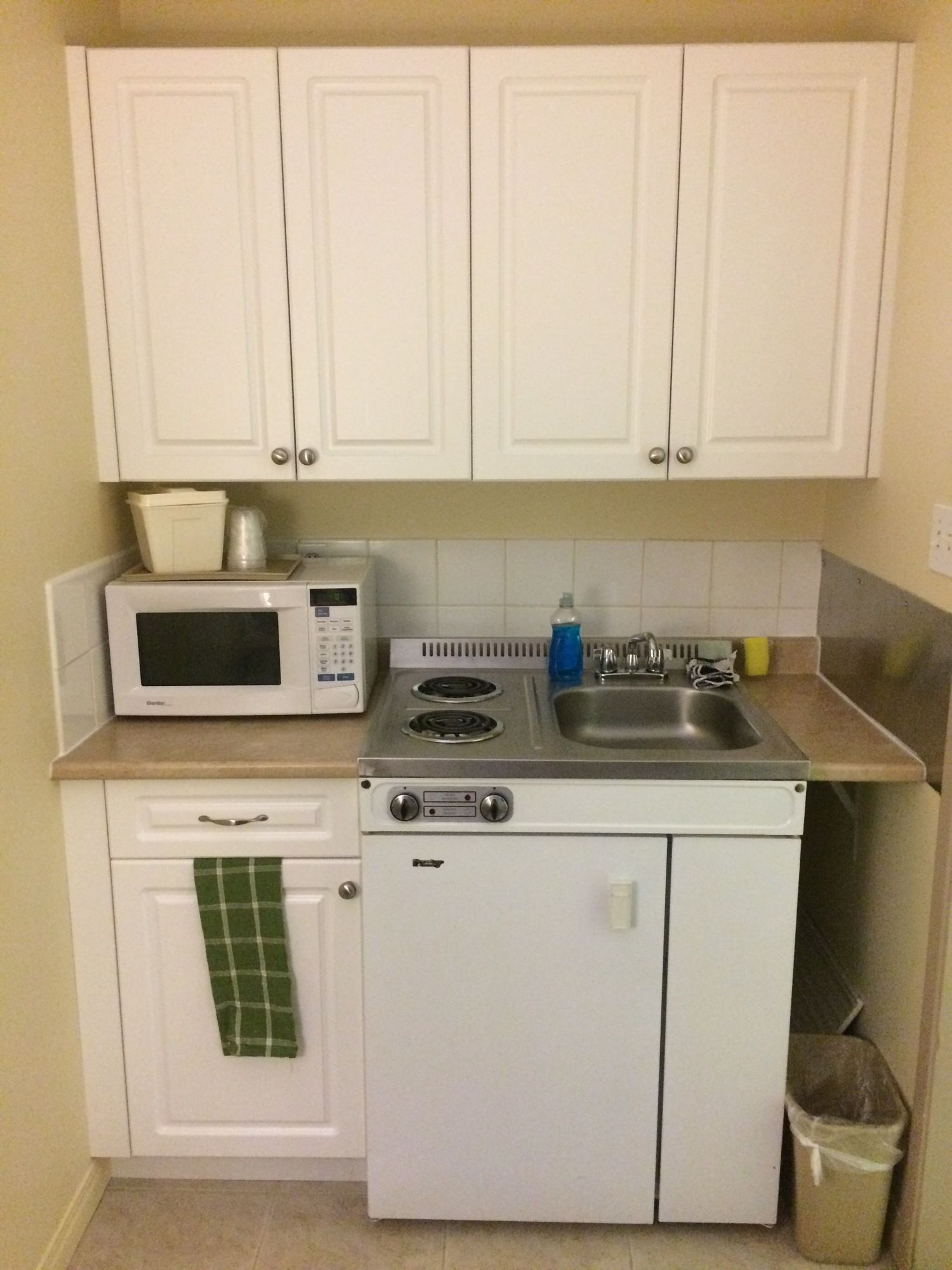 Фото Super 8 by Wyndham Lethbridge