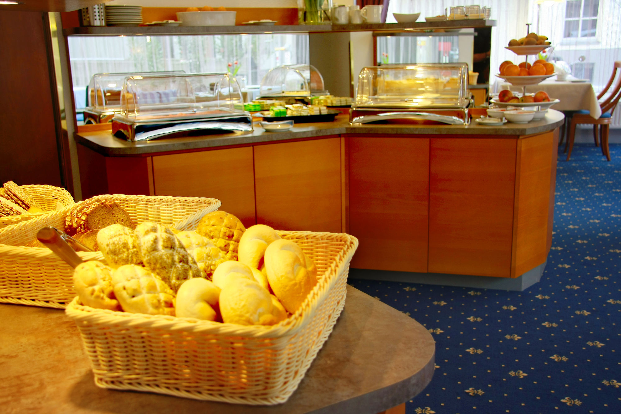 Фото The Weekend Hotel