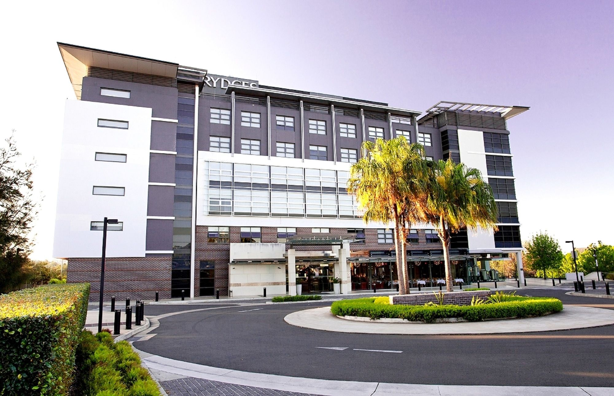Фото Rydges Campbelltown