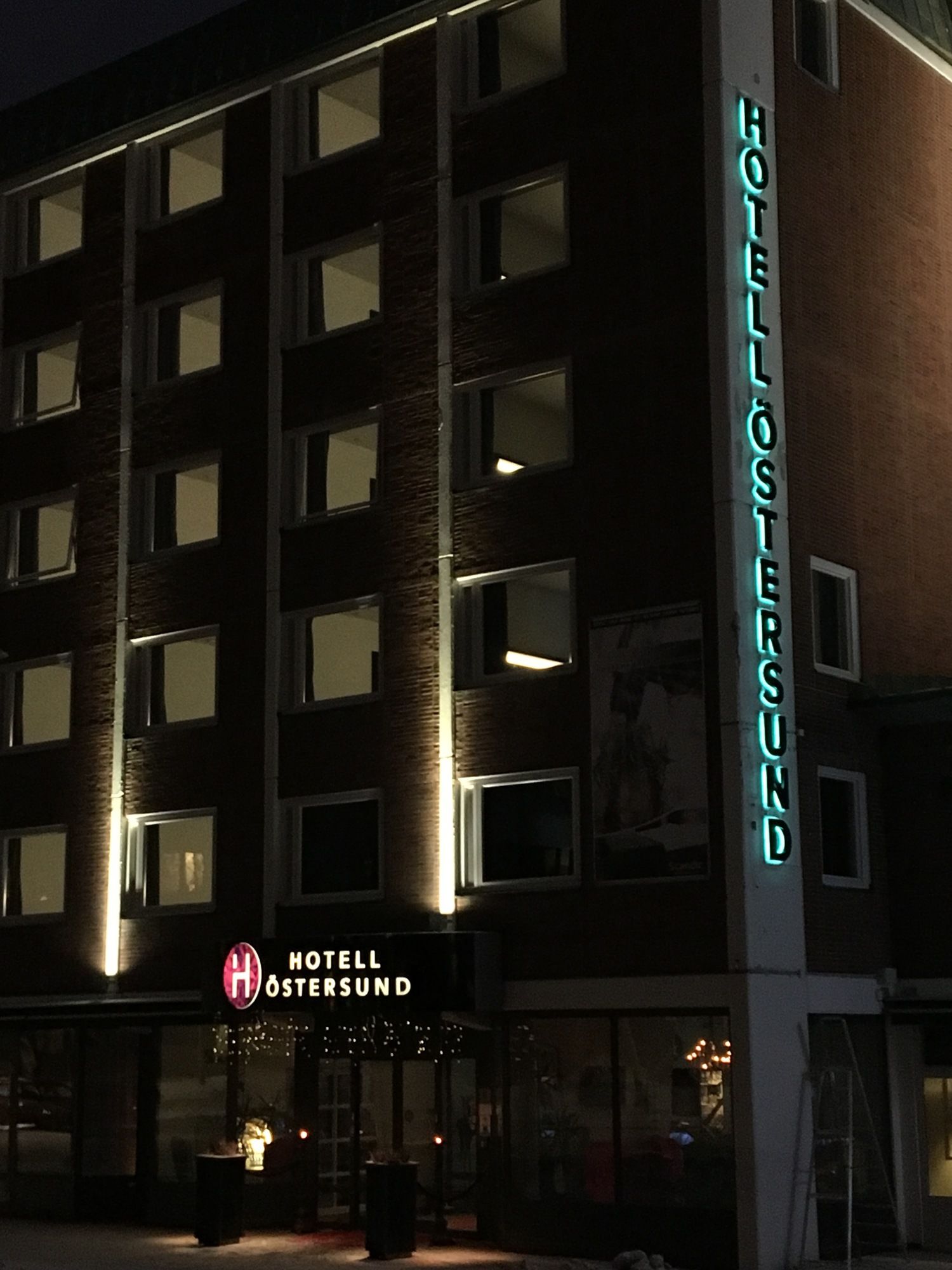 Фото отеля 2