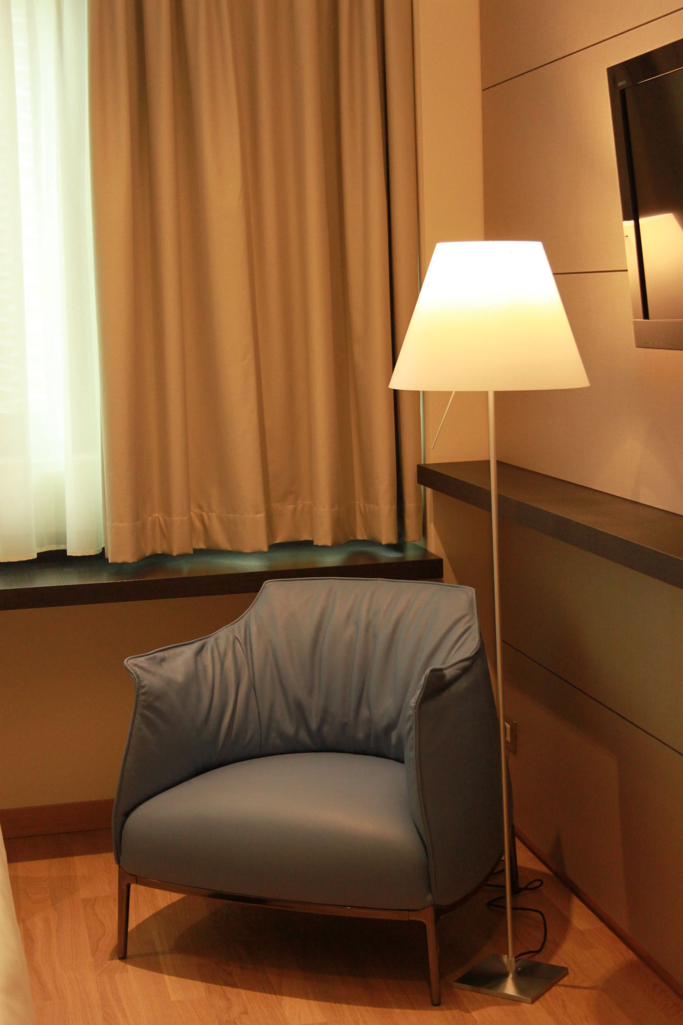 Фото Unahotels Bologna Fiera