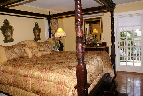 Гостиница Sabal Palm House в Лейк Уорте