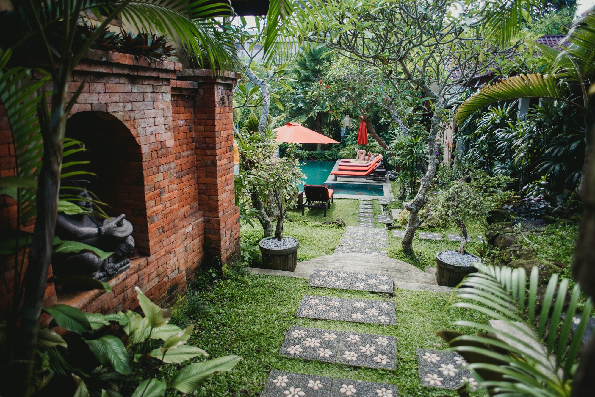 Фото Desak Putu Putra Hidden