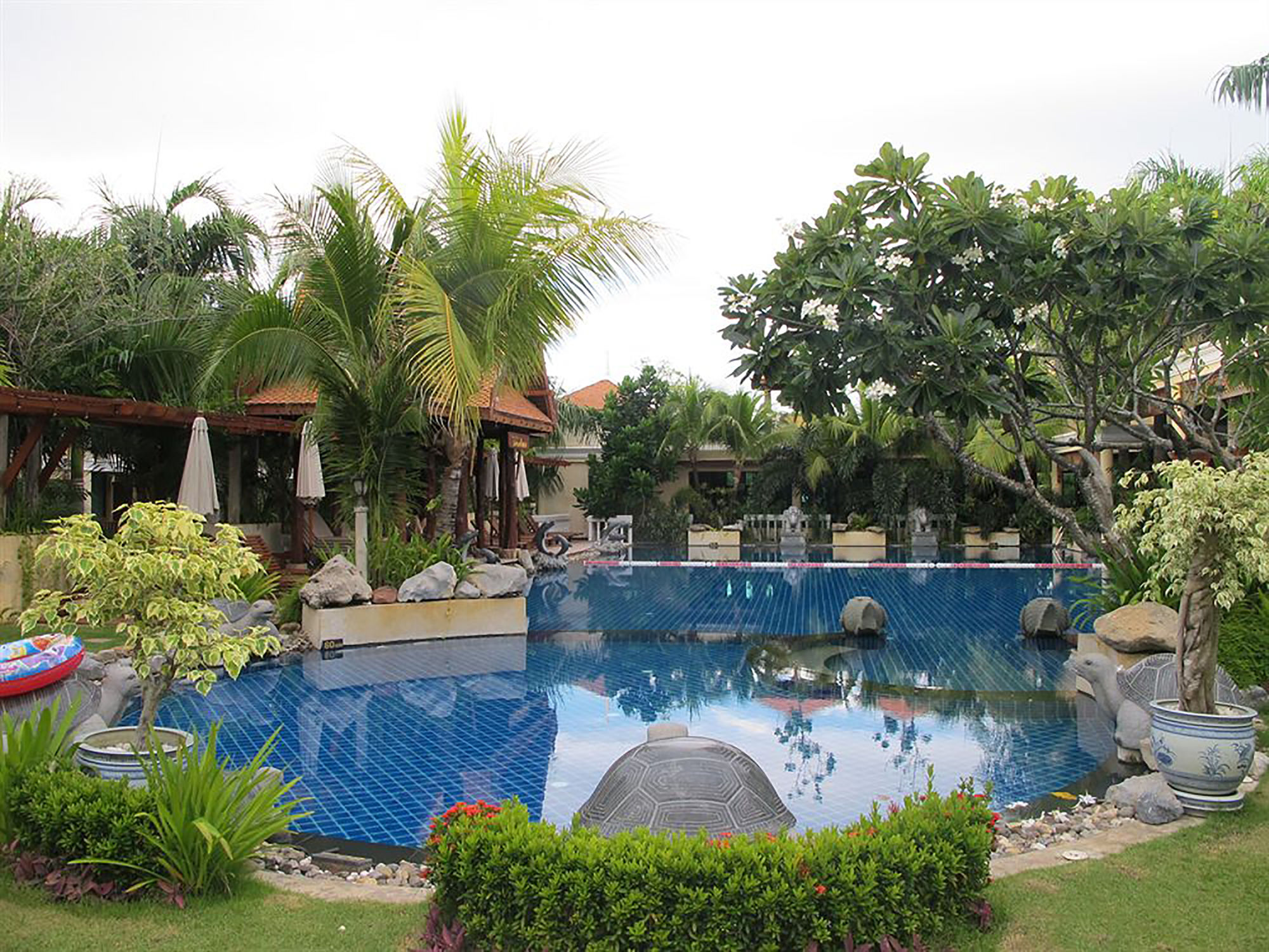 Фото Mae Pim Resort Hotel