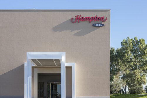 Гостиница Hampton by Hilton Rome East в Риме