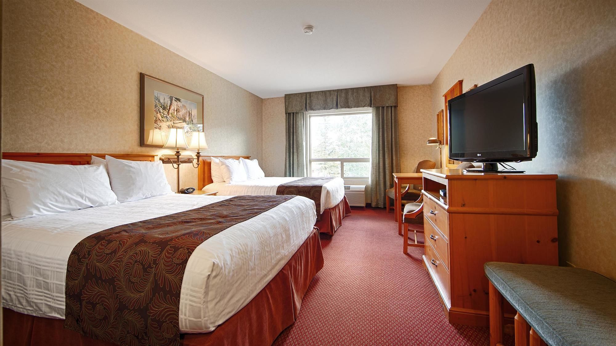 Фото Best Western Plus Valemount Inn & Suites