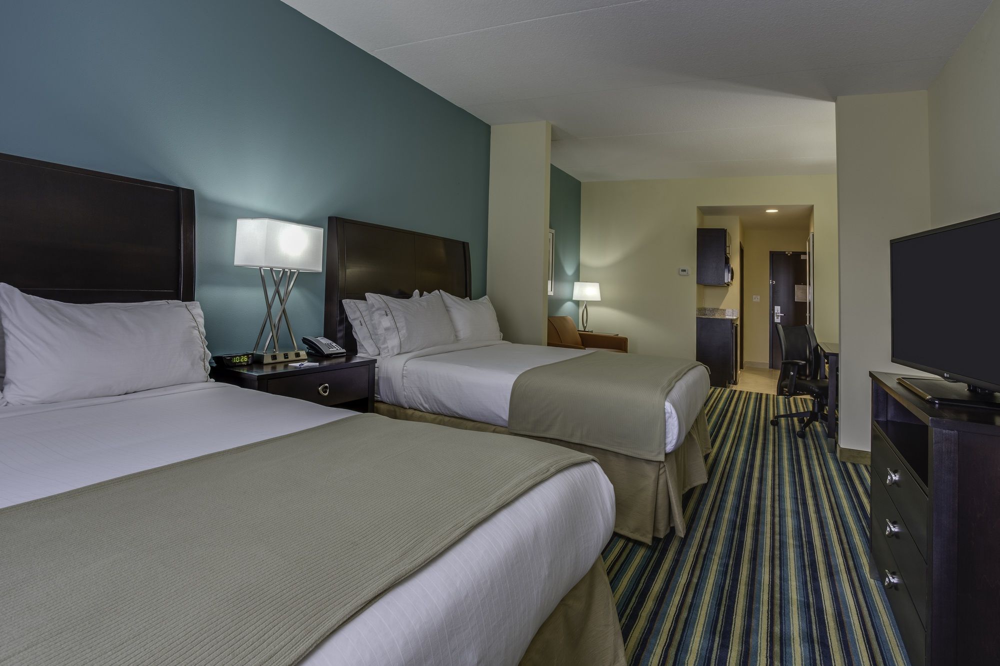 Фото Holiday Inn Express & Suites Orlando East - Ucf Area, an Ihg Hotel