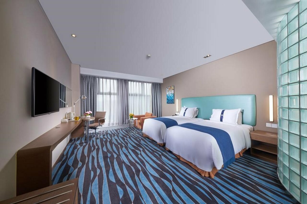 Фото Holiday Inn Express Hangzhou Huanglong, an Ihg Hotel