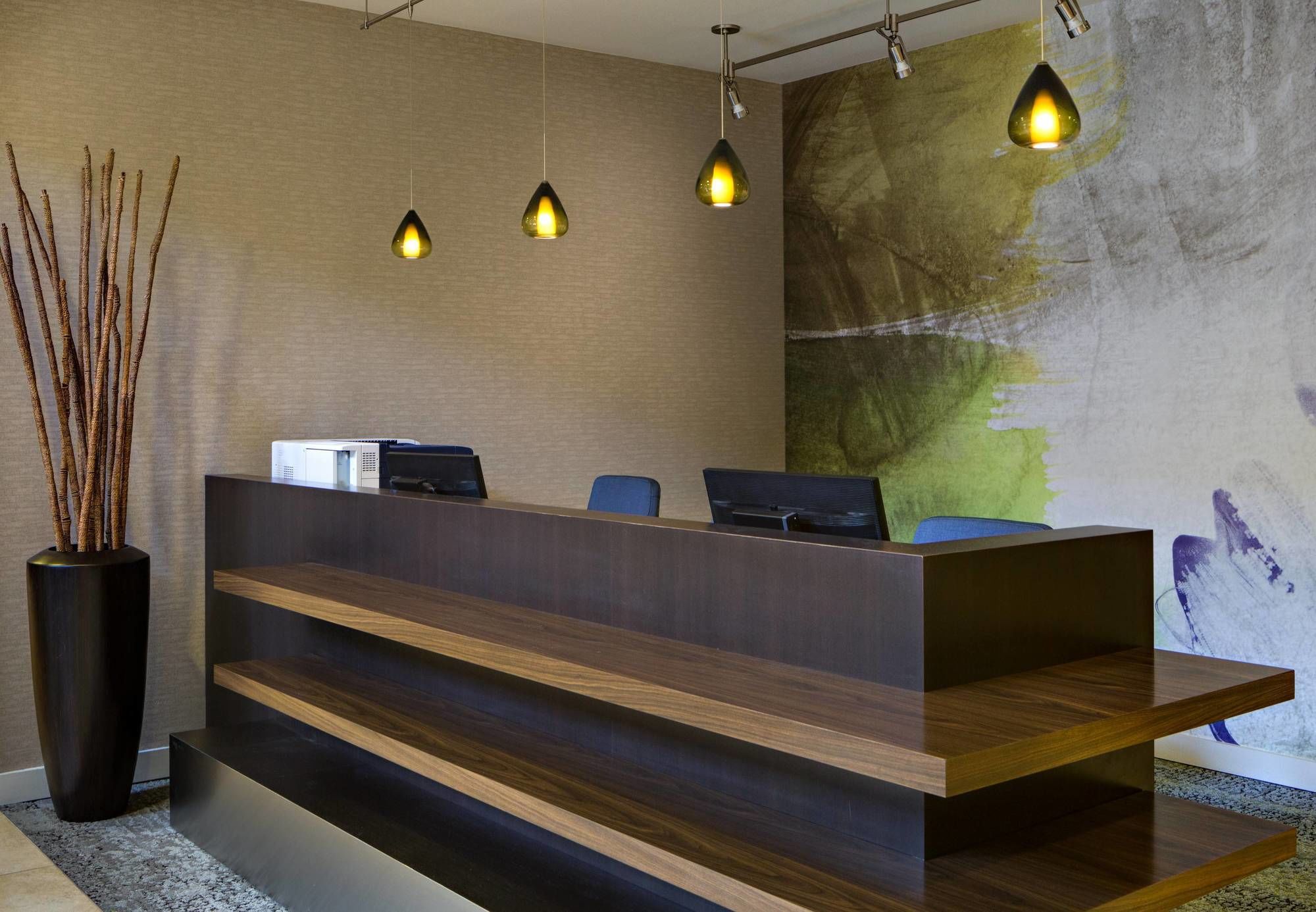 Фото Courtyard by Marriott Downtown Grand Rapids