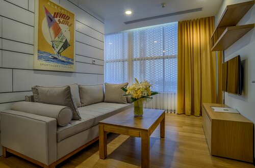 Гостиница Tav Airport Hotel Izmir в Газиэмире
