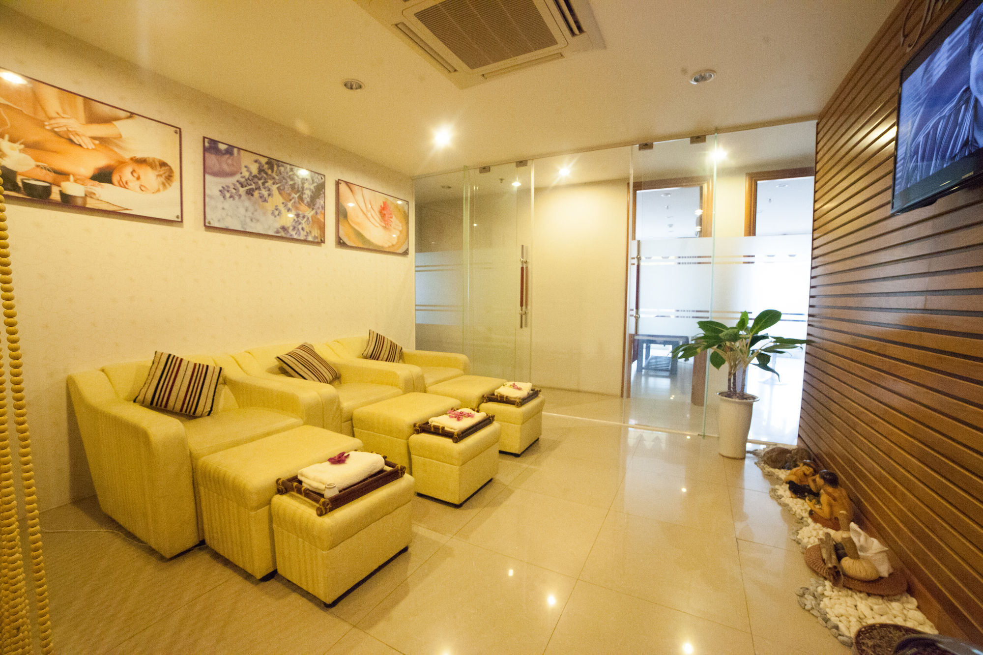 Фото Danang Petro Hotel