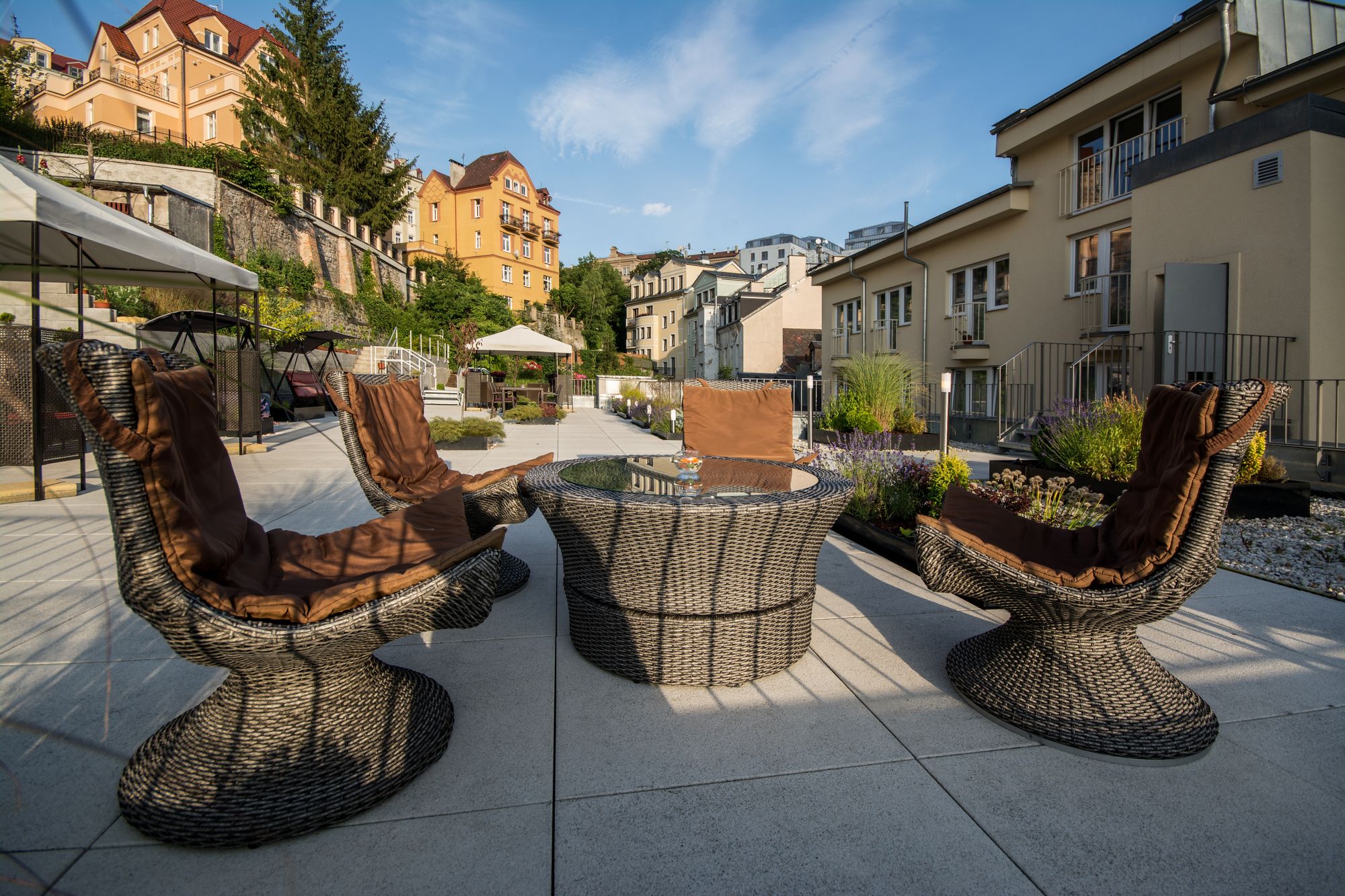 Фото отеля 2