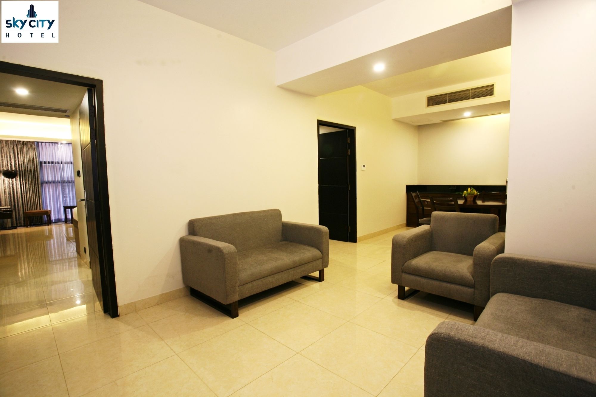 Фото Sky City Dhaka