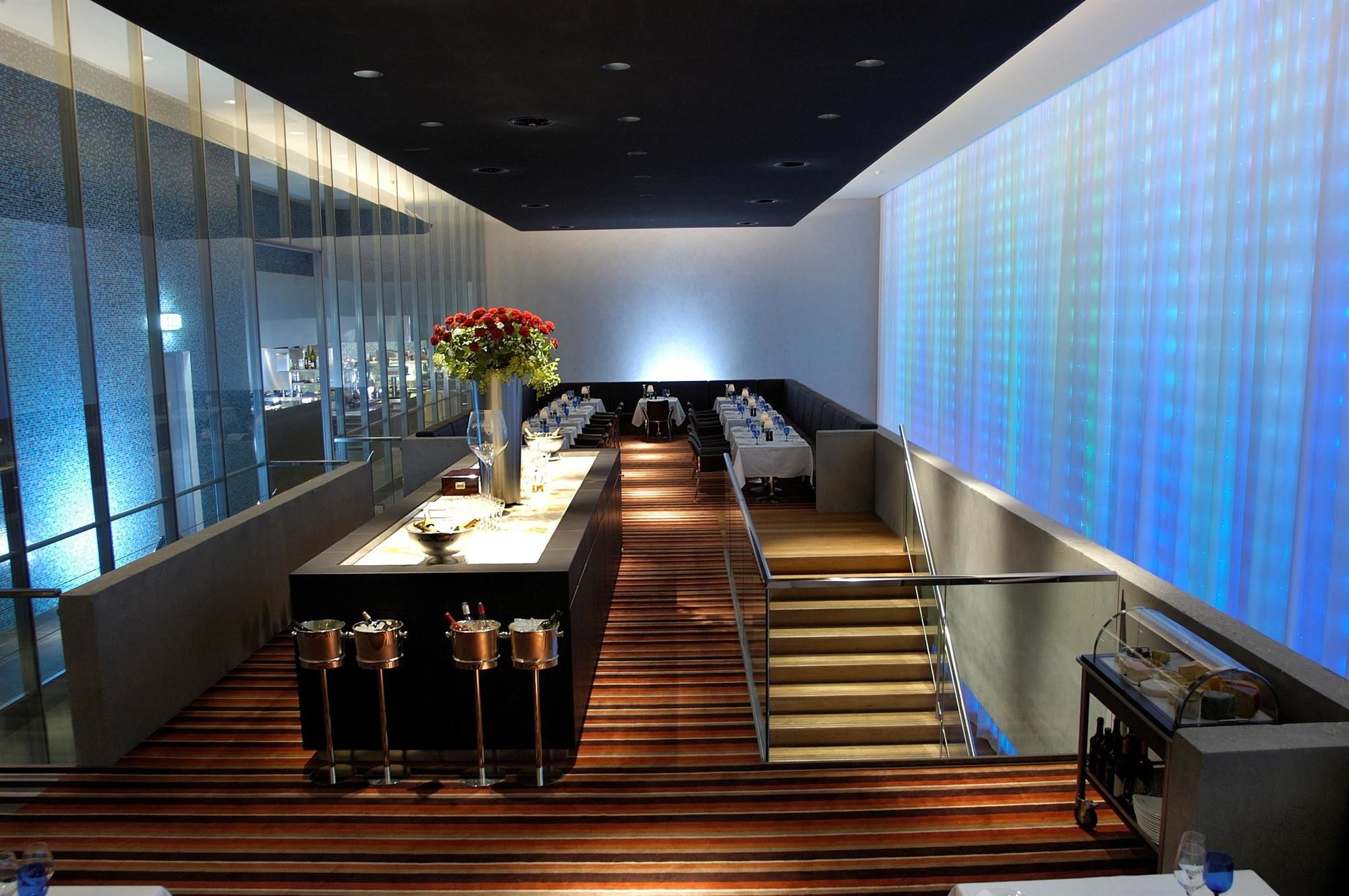 Фото Отель Plaza Premium Grand Winston