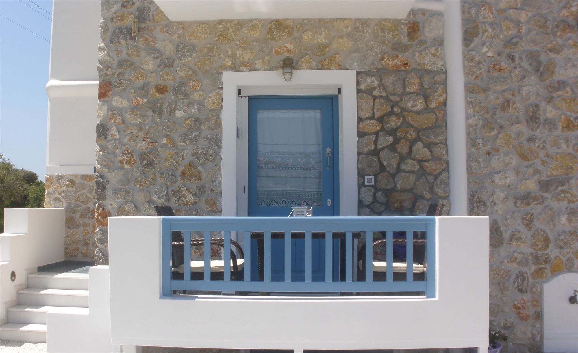 Фото Blue Harmony Apartments