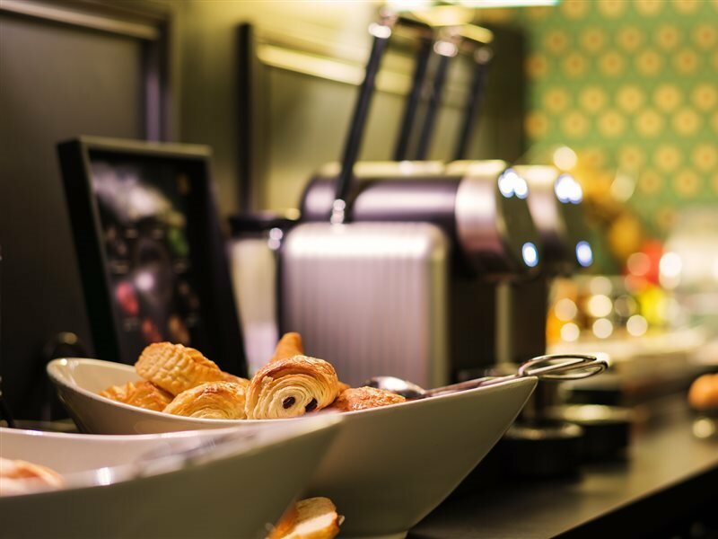 Фото Hôtel Monceau Elysées