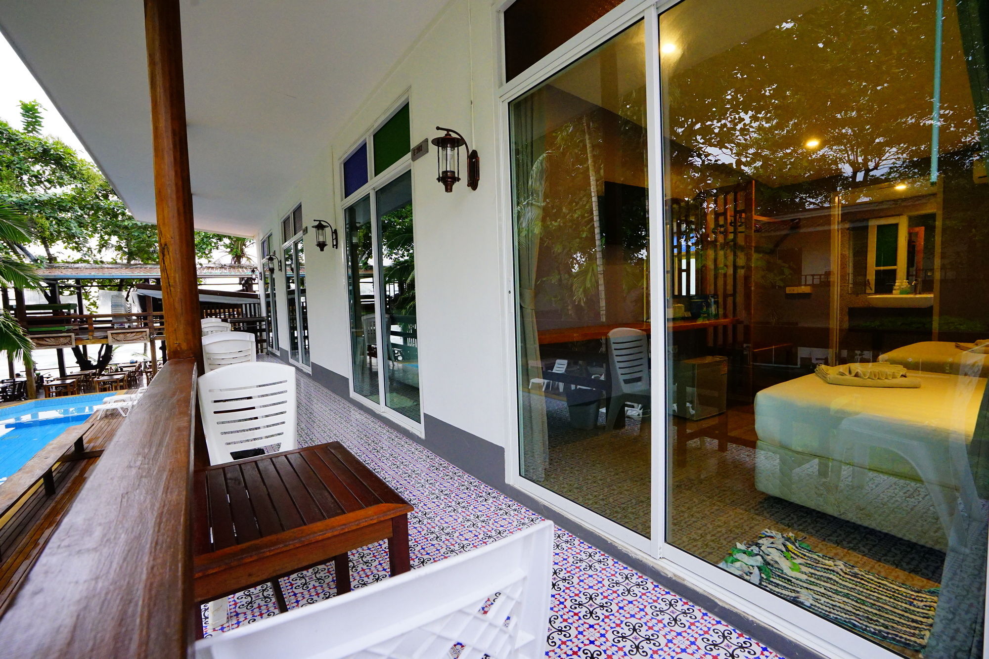 Фото Apple Beachfront Resort