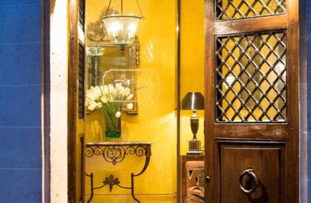 Фото Hotel Delavigne