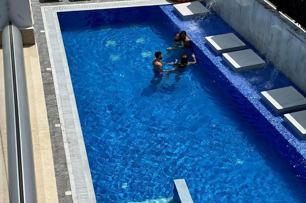 Фото Sunny Blue Hotel