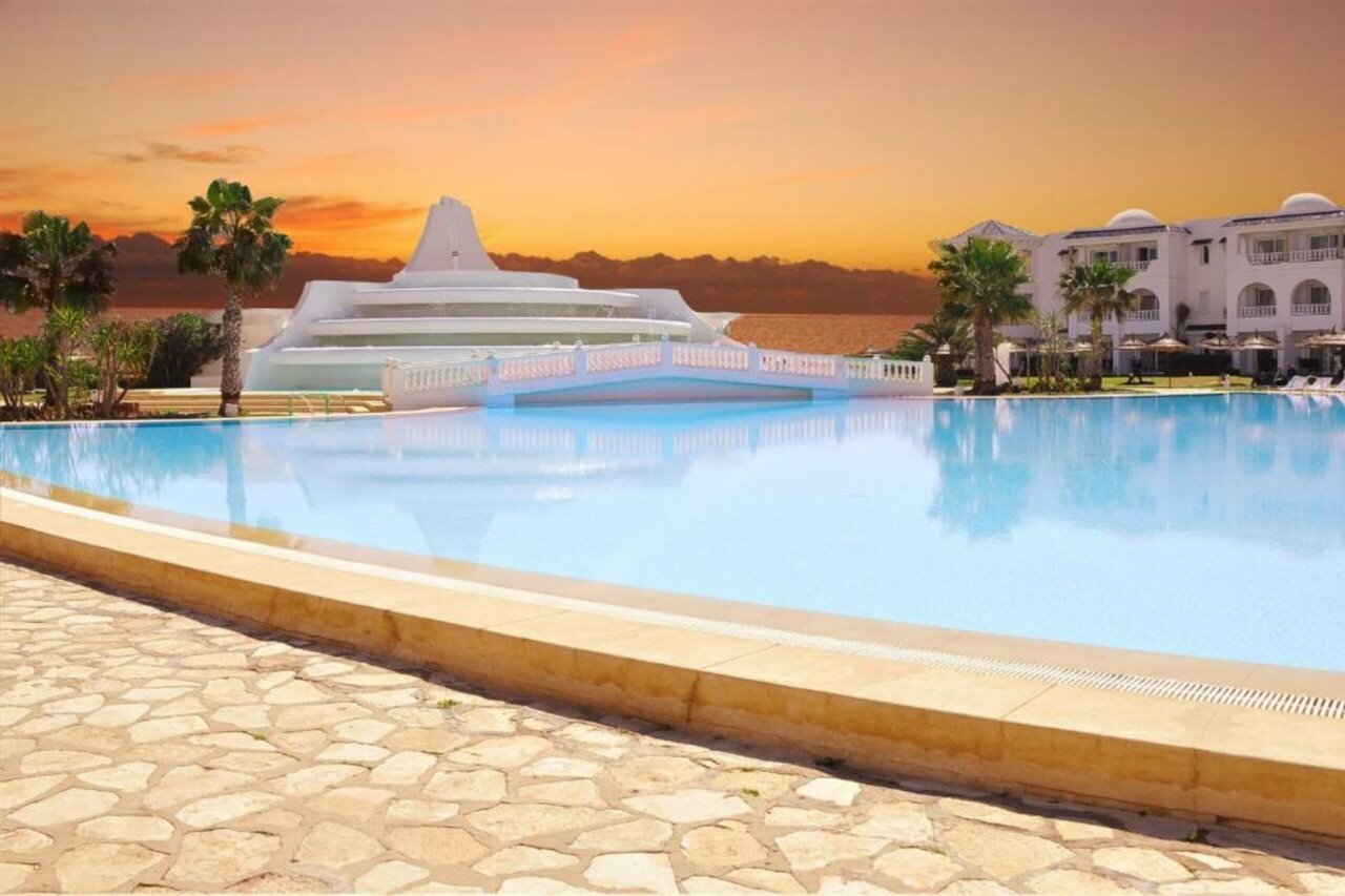 Фото Golden Tulip Taj Sultan