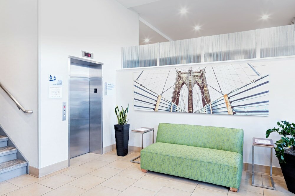 Фото Holiday Inn Express Brooklyn, an Ihg Hotel