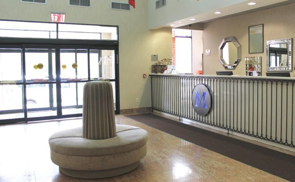 Фото Marco LaGuardia Hotel