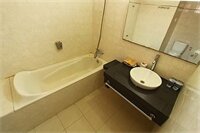 Фото La Walon Hotel