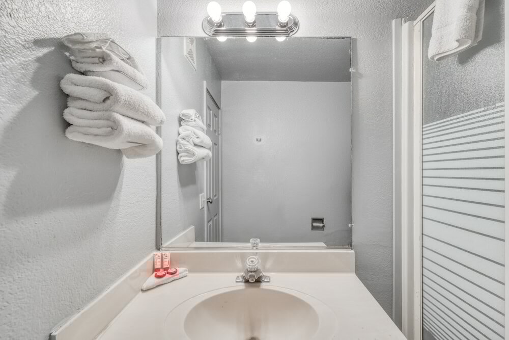 Фото Oyo Hotel Houston Southwest I-69